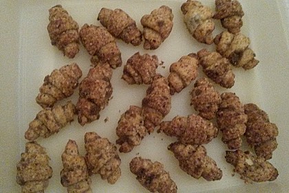 Gerollte Mini-Nusshörnchen 149