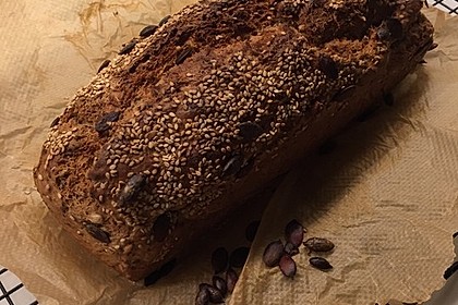 Saftiges Vollkornbrot 101