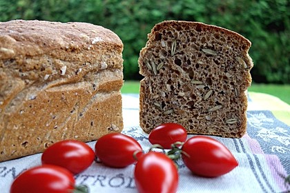 Saftiges Vollkornbrot 40