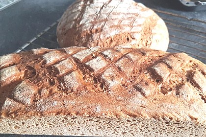 Saftiges Vollkornbrot 108