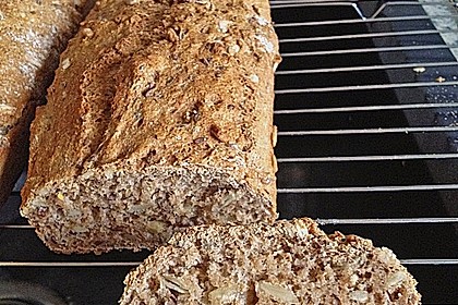 Saftiges Vollkornbrot 194