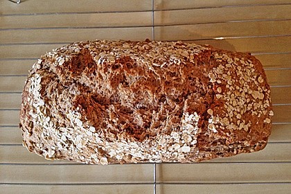 Saftiges Vollkornbrot 96