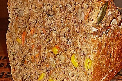 Saftiges Vollkornbrot 166