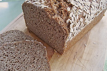 Saftiges Vollkornbrot 13