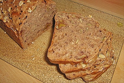 Saftiges Vollkornbrot 54
