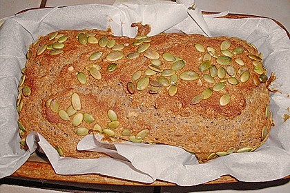 Saftiges Vollkornbrot 191