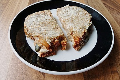 Saftiges Vollkornbrot 254