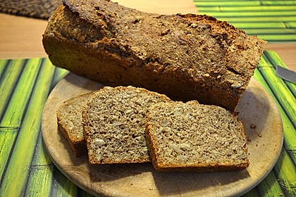 Saftiges Vollkornbrot 137