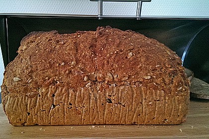 Saftiges Vollkornbrot 257