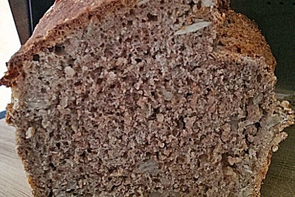 Saftiges Vollkornbrot 272