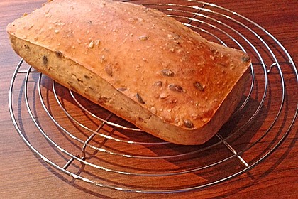 Saftiges Vollkornbrot 245