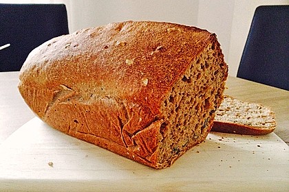 Saftiges Vollkornbrot 205