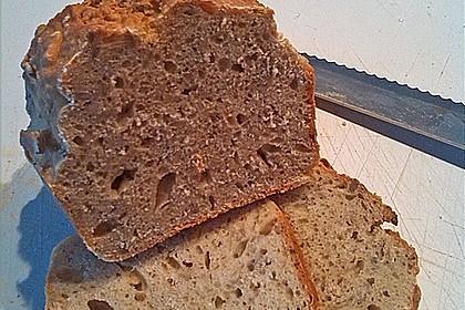 Saftiges Vollkornbrot 240