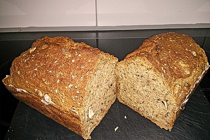 Saftiges Vollkornbrot 130