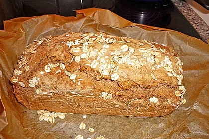 Saftiges Vollkornbrot 77