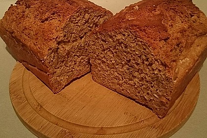 Saftiges Vollkornbrot 233