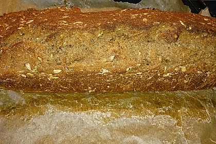 Saftiges Vollkornbrot 183