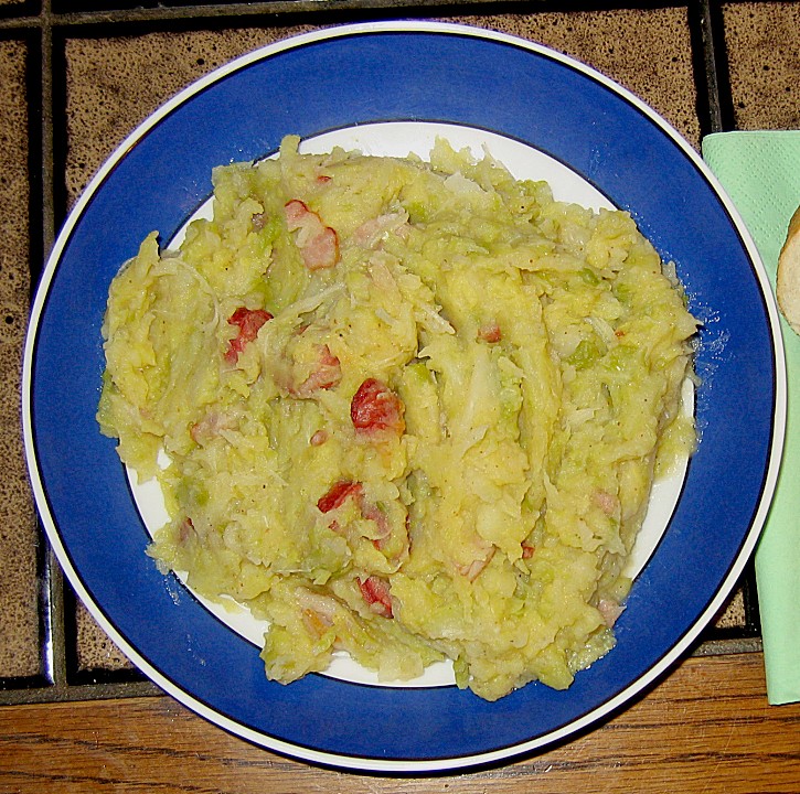Kartoffel - Wirsingpfanne mit Speck von Gi_gi | Chefkoch.de