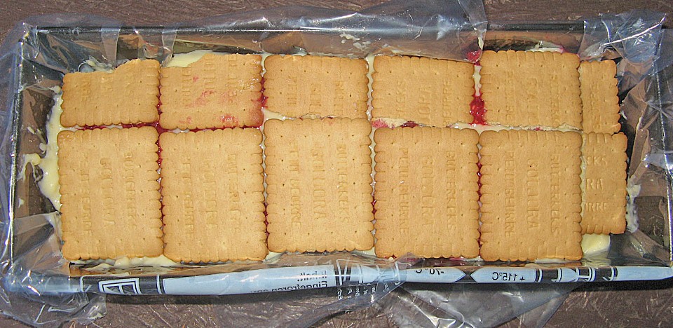 Himbeer - Keks - Puddingkuchen von superbetti | Chefkoch.de