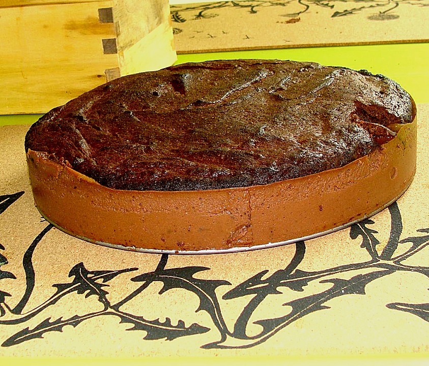 Schoko - Kuchen mit Nutella - Sahne - Füllung von ...