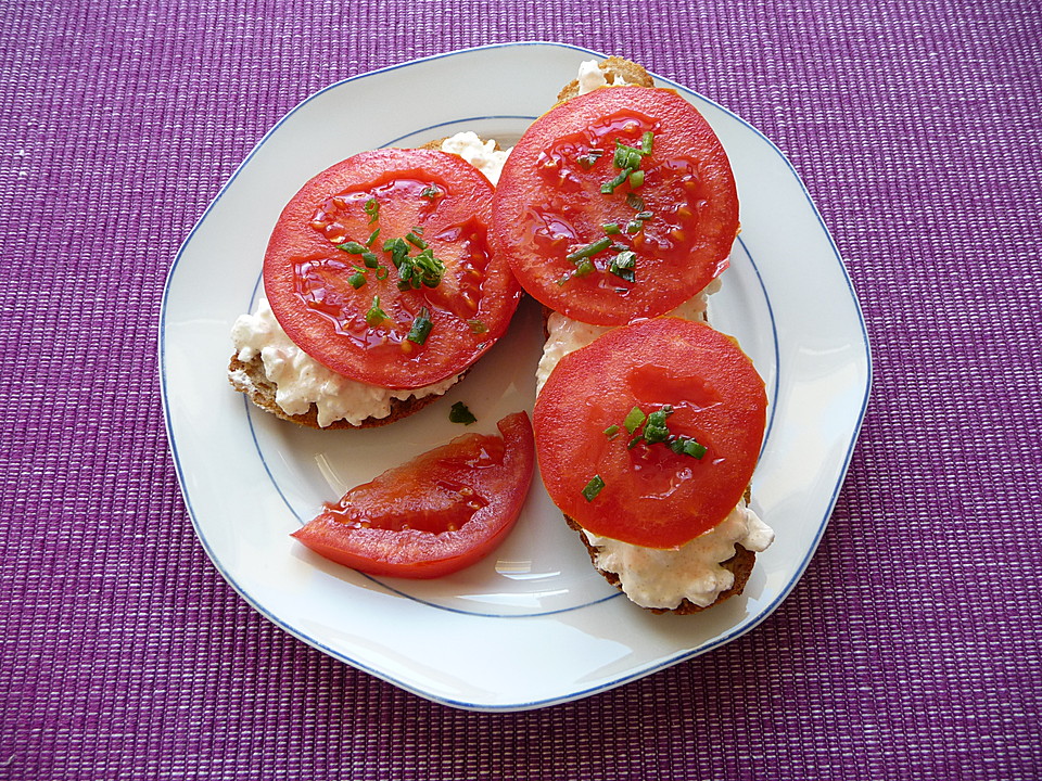 Belegtes Brot mit Hüttenkäse von Nicky0110 | Chefkoch.de