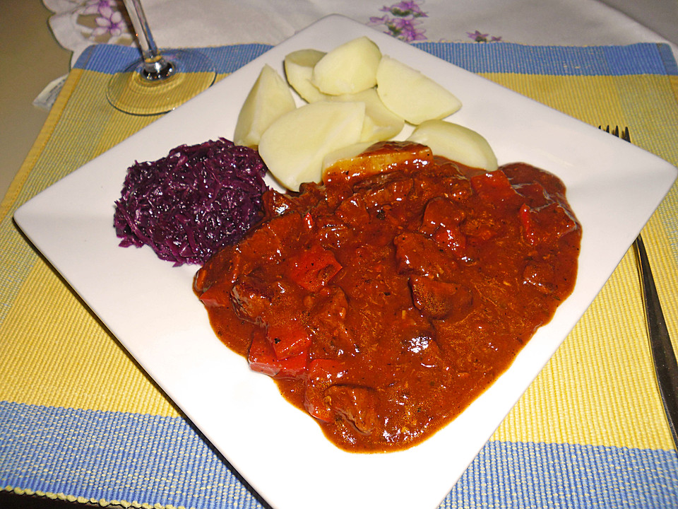 Ungarisches Paprika - Gulasch von die_krümel | Chefkoch.de