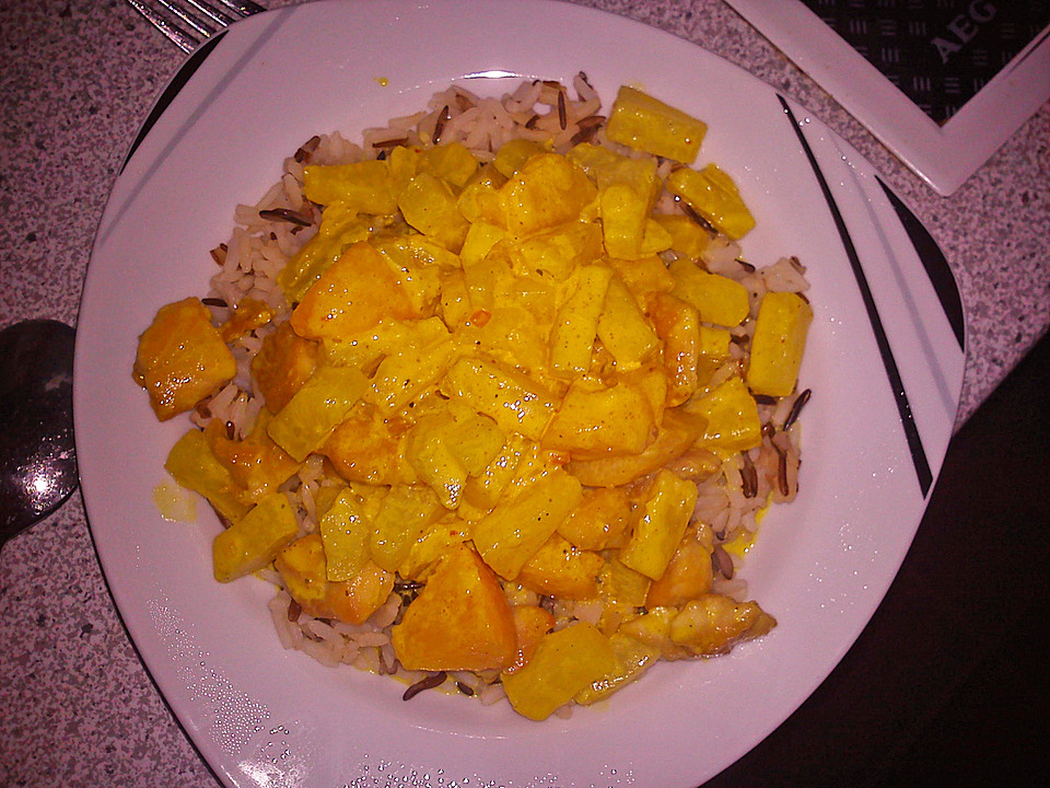 Hähnchen-Ananas-Curry mit Kokosmilch von ohoboho | Chefkoch.de