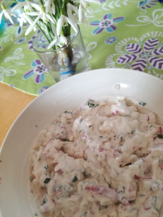 Frühlings - Frischkäse mit Radieschen und Schnittlauch von Champi-Anni ...