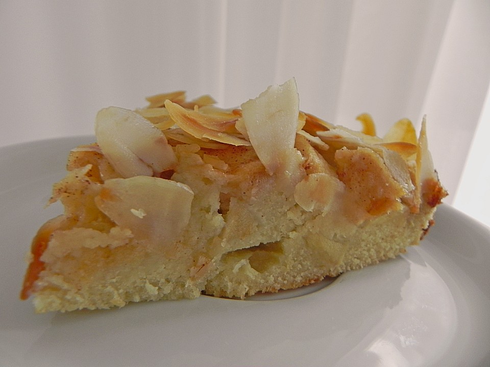 Kleiner Apfel - Amaretto - Kuchen von Schokomäuschen23 | Chefkoch.de