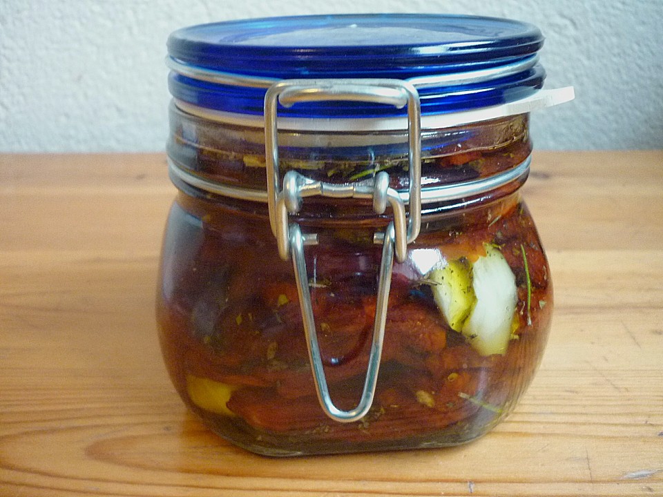 Getrocknete Tomaten pikant eingelegt von picon | Chefkoch.de