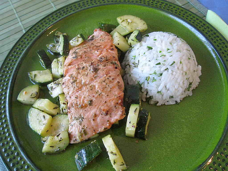 Lachs mit Zucchinigemüse von baghira555 | Chefkoch.de