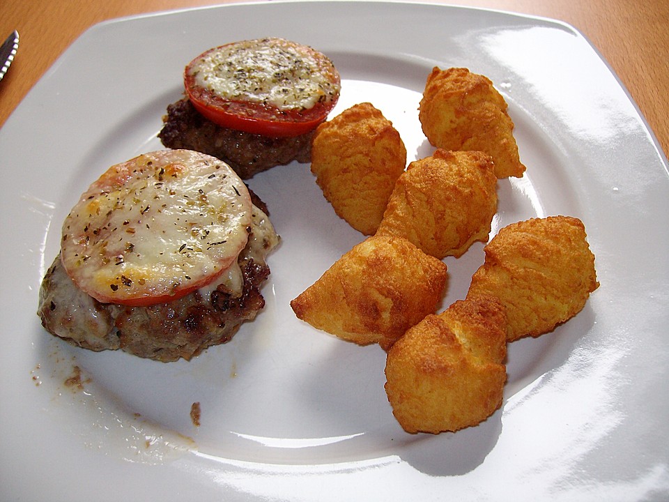 Frikadellen mit Mozzarella und Tomaten von Boxerbaby | Chefkoch.de