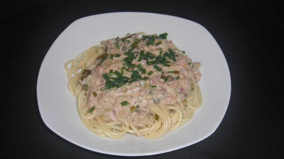 Spaghetti mit Thunfisch - Kapern - Sauce von semmelknöderl | Chefkoch.de