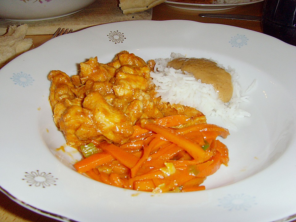 Mariniertes Thai - Curry - Hühnerfilet mit Erdnusssauce und ...