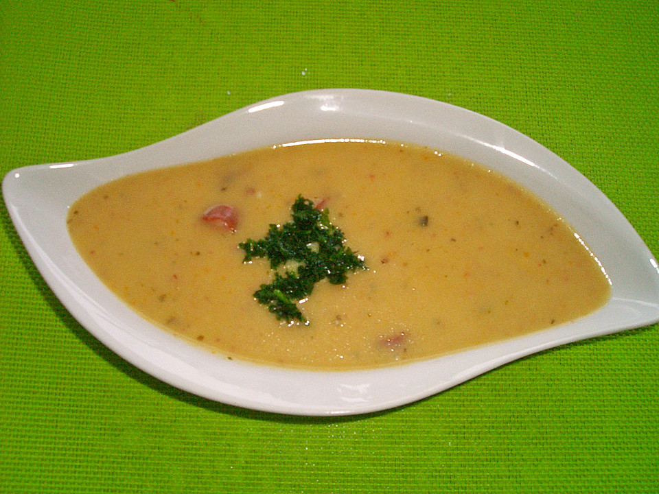 Kartoffelsuppe mit Mettwürstchen von knurpselfrau | Chefkoch.de