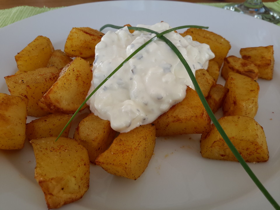 Scharfe Kartoffelwürfel vom Blech von Luna26 | Chefkoch.de