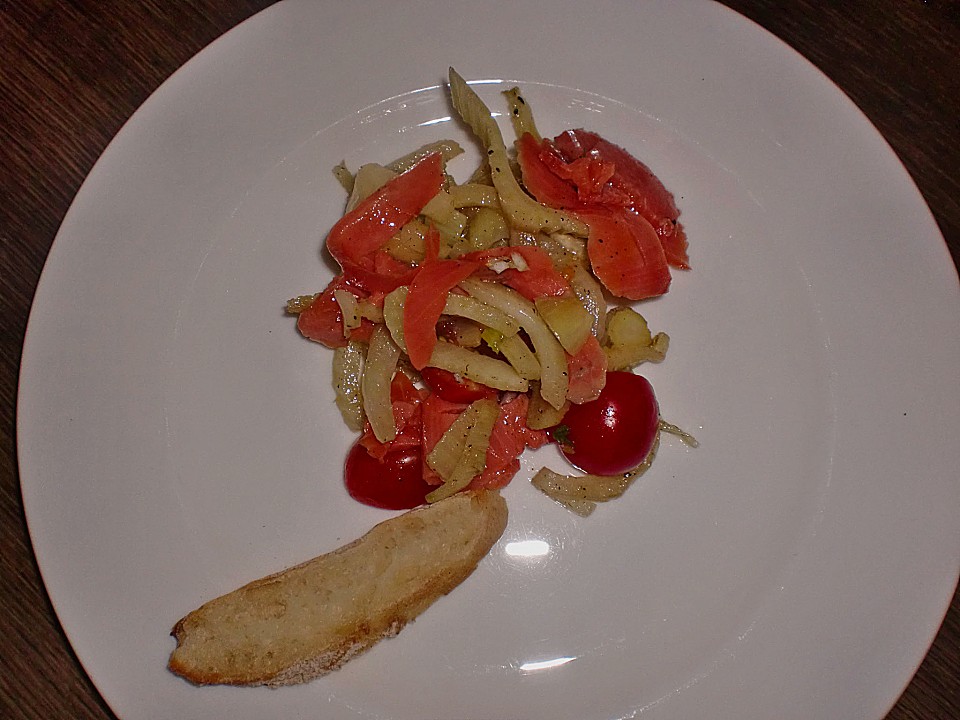 Marinierter Fenchel mit Räucherlachs und Kirschtomaten von renimo ...