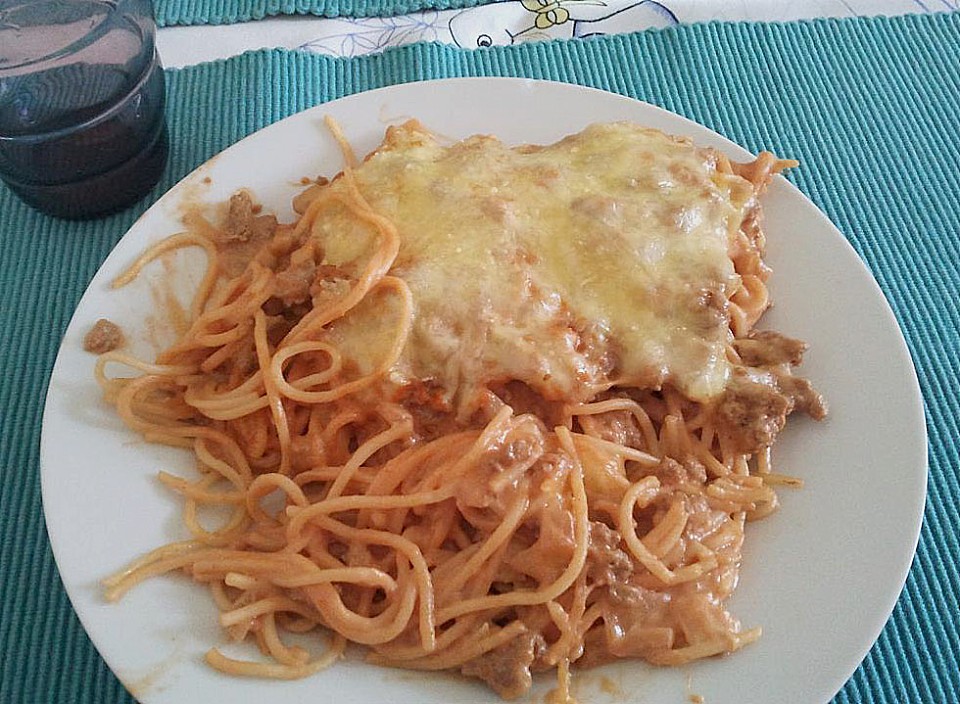 Überbackene Spaghetti mit Tomatensauce und Sauce Hollandaise von Maja72 ...