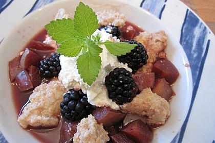 Blaubeersuppe mit Grießklößchen von Bodale
