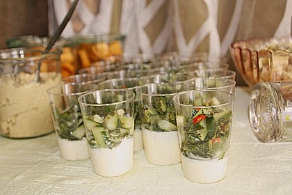Gurken - Minze - Salat mit Mascarponecreme 4
