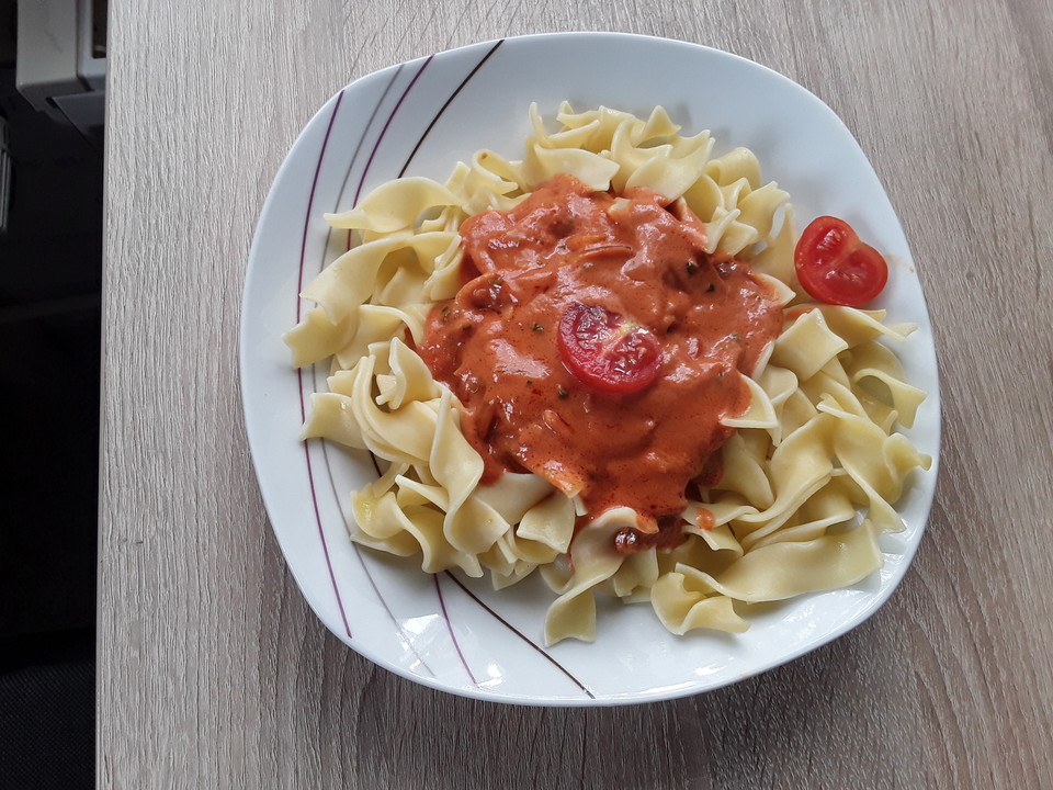 Nudeln mit Tomatensauce von kimitsu | Chefkoch.de