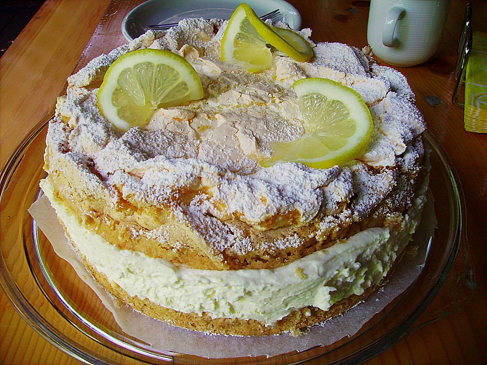 Zitronencremetorte mit Baiserhaube von Bethi | Chefkoch.de