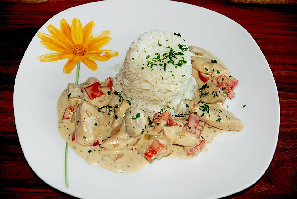 Putengeschnetzeltes mit Gemüse in einer Kräuterfrischkäse - Sauce von ...