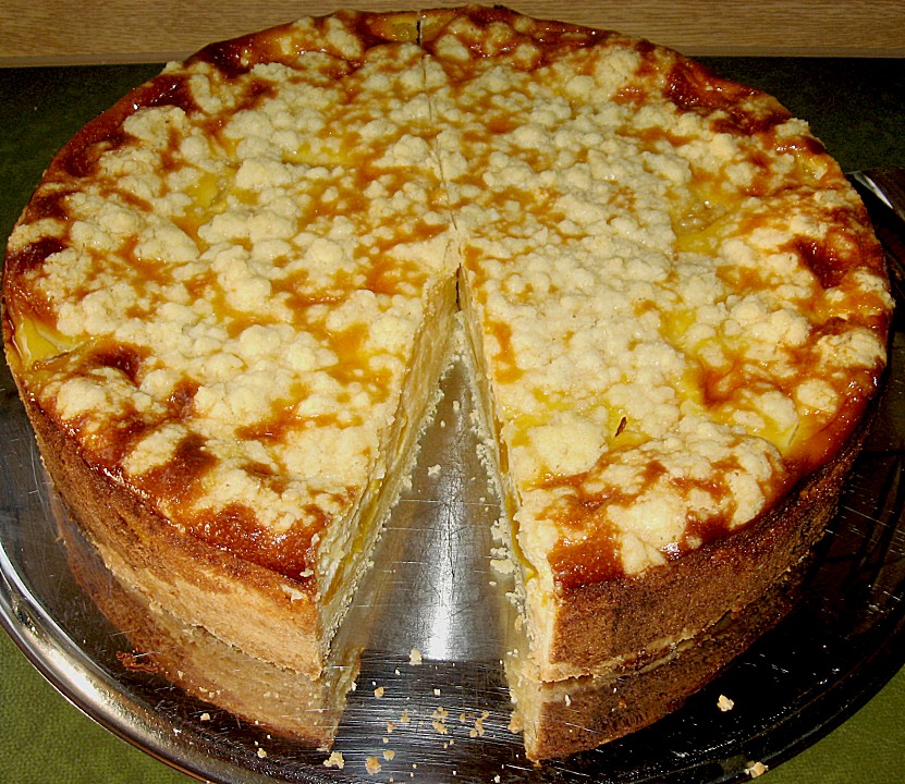 Pfirsichkuchen mit Rahmguss und Streuseln von caroline48 | Chefkoch.de