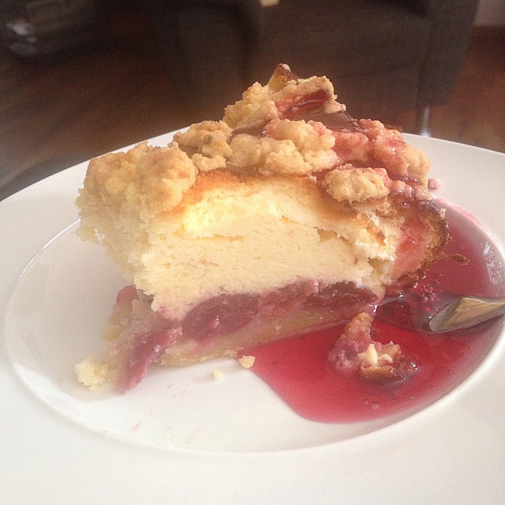 Käsekuchen mit Kirschen und Streuseln von kleinemama3 | Chefkoch.de