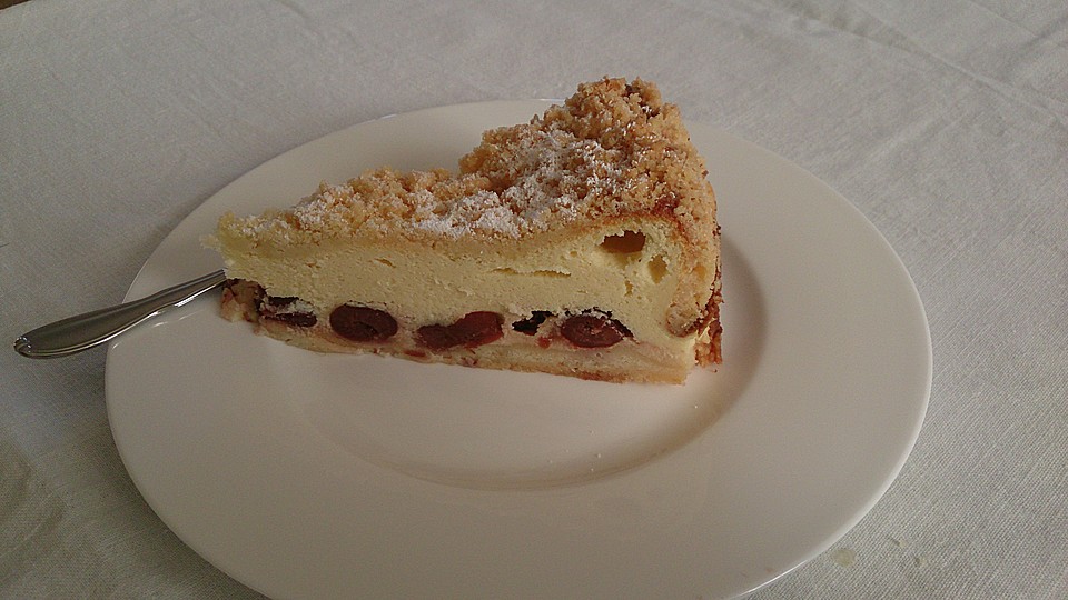 Käsekuchen mit Kirschen und Streuseln von kleinemama3 | Chefkoch.de