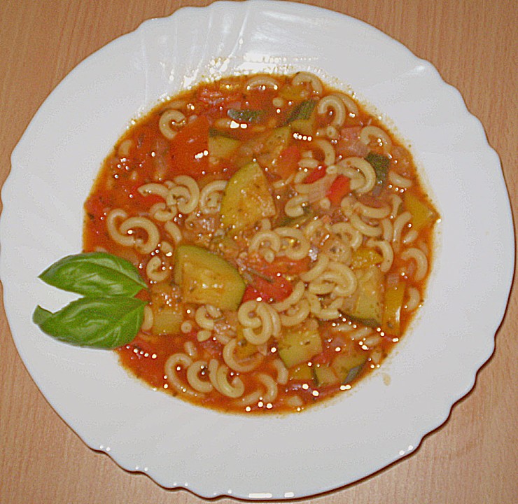 Italienische Gemüsesuppe mit Nudeln von Sebastian81 | Chefkoch.de