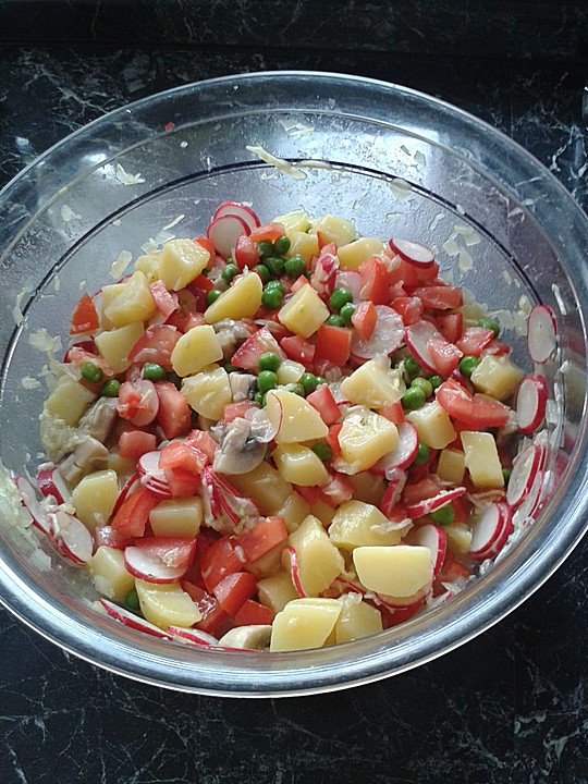Bunter Kartoffelsalat mit Gemüse von Wagerla | Chefkoch.de