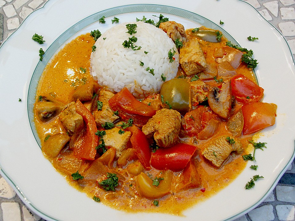 Pikante Putenpfanne mit Ajvar