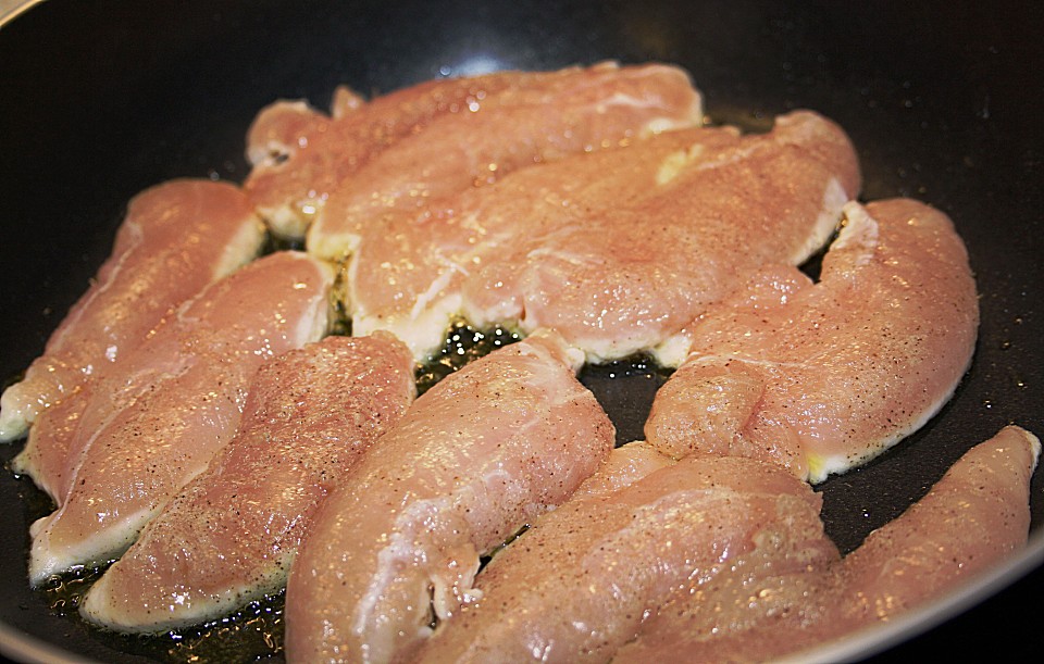 Sandras Hähnchenfilet &amp;#39;Tutti - Frutti&amp;#39; von SchwesterS1803 | Chefkoch.de